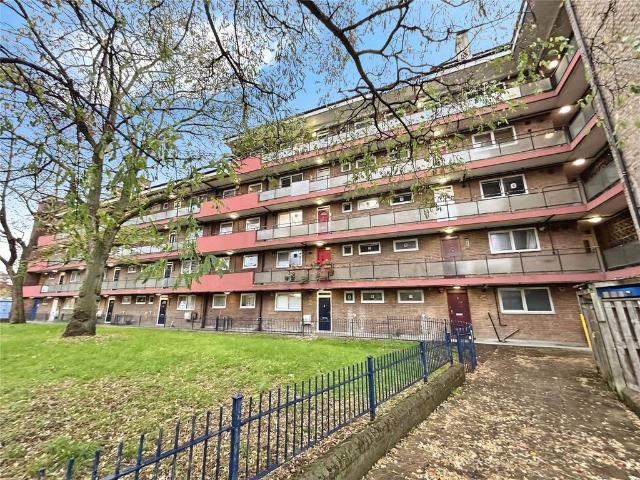 Flat for sale in London Borough of Lewisham, Greater London