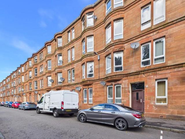 Flat for sale in Shortroods, Paisley