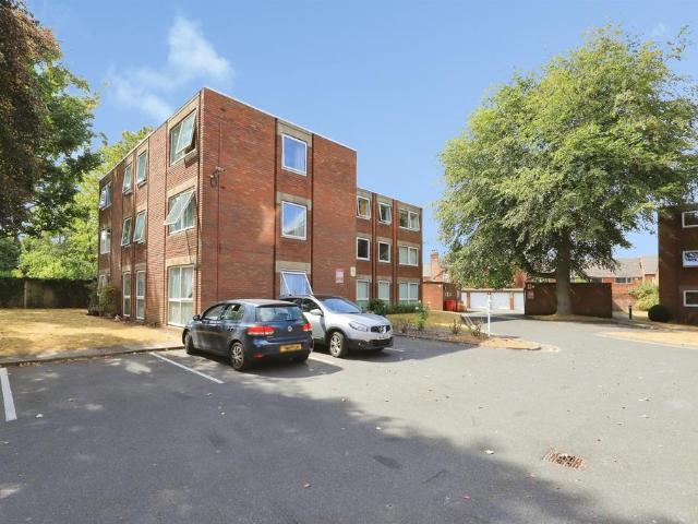 Flat for sale in West Midlands