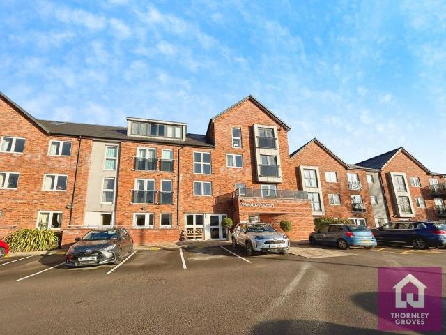 Flat for sale in Salford, Greater Manchester