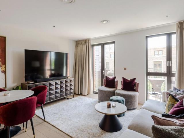 Flat for sale in St. John's Wood, Greater London