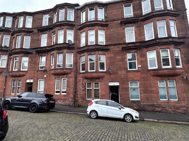 Flat for sale in Greenock, Scotland