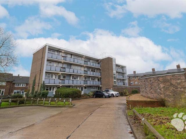 Flat for sale in Lee Chapel, Isle Of Man