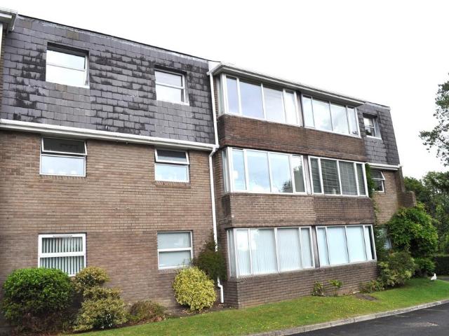 Flat for sale in Rotherslade, Newton