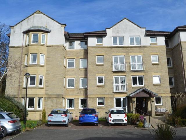 Flat for sale in Arnothill, Scotland