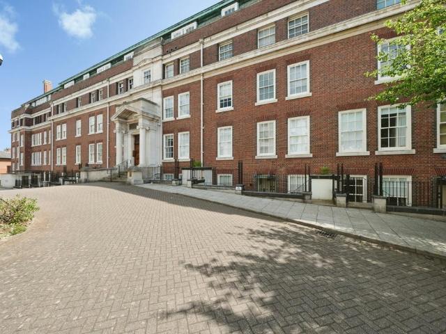 Flat for sale in Haddon, East Midlands
