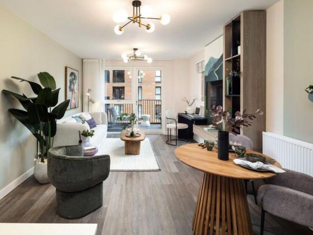 Flat for sale in West Hendon, Greater London