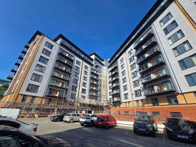 Flat for sale in Ordsall, Salford