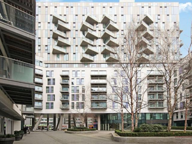 Flat for sale in London Borough of Croydon, Greater London