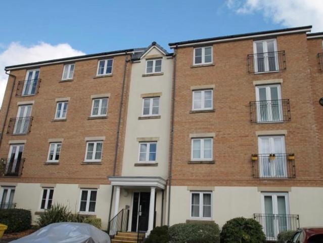 Flat for sale in Hilltop, Vale