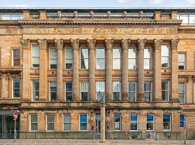 Flat for sale in Merchant City, Scotland
