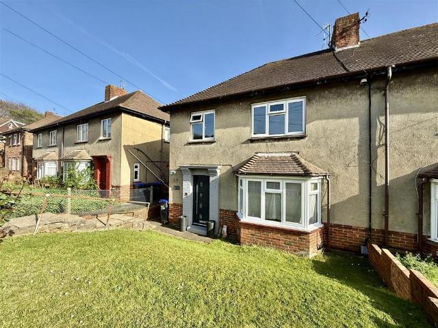 Flat for sale in Fishersgate, West Sussex