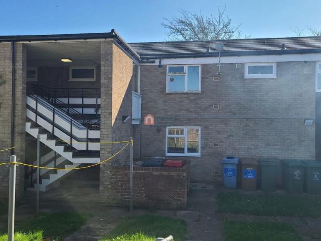 Flat for sale in Shephall, Hertfordshire