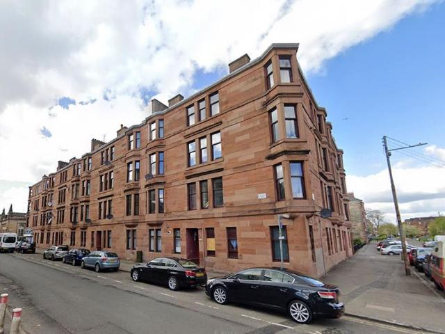 Flat for sale in Govanhill, Scotland