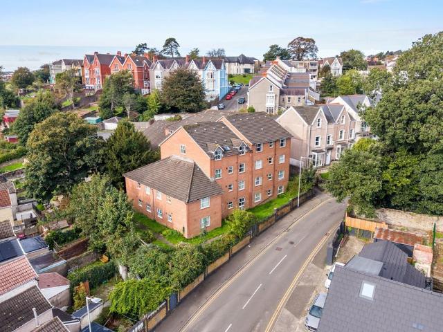 Flat for sale in Brynmill, Swansea