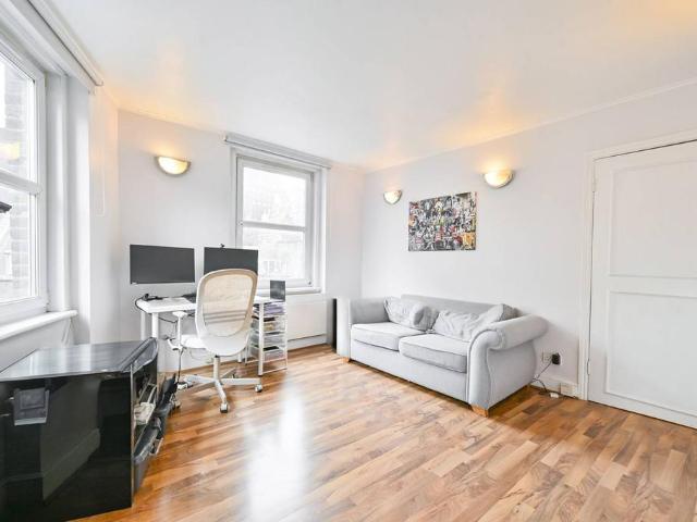 Flat for sale in Soho, Isle Of Man