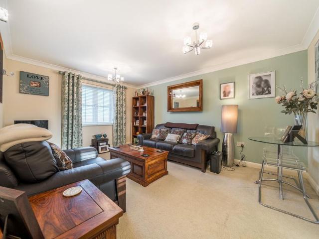 Flat for sale in Sandon, Chelmsford