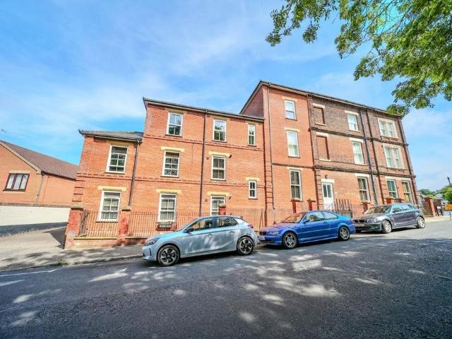 Flat for sale in Comers, Norfolk