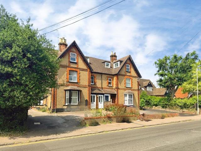 Flat for sale in Knebworth, King's Walden