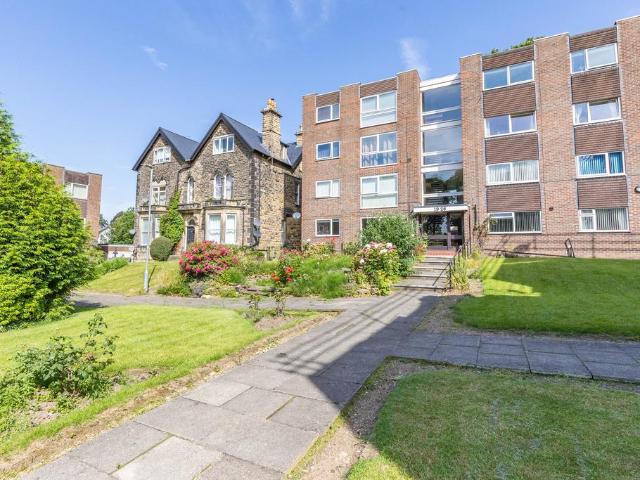 Flat for sale in Moortown, West Yorkshire
