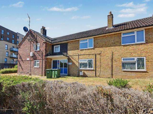 Flat for sale in Townhill Park, City Of Southampton