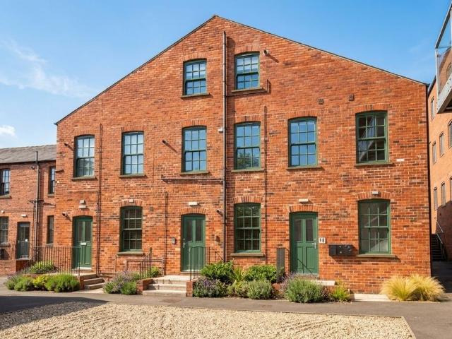 Flat for sale in Kelham Island, Sheffield