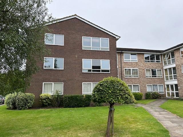 Flat for sale in Cockfosters, Isle Of Man