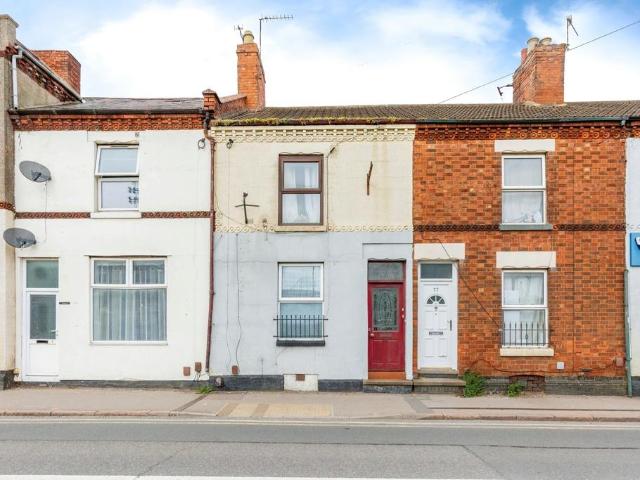 Flat for sale in Spencer, Northampton