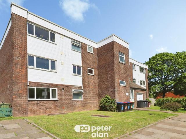 Flat for sale in Falcon Lodge, Wales