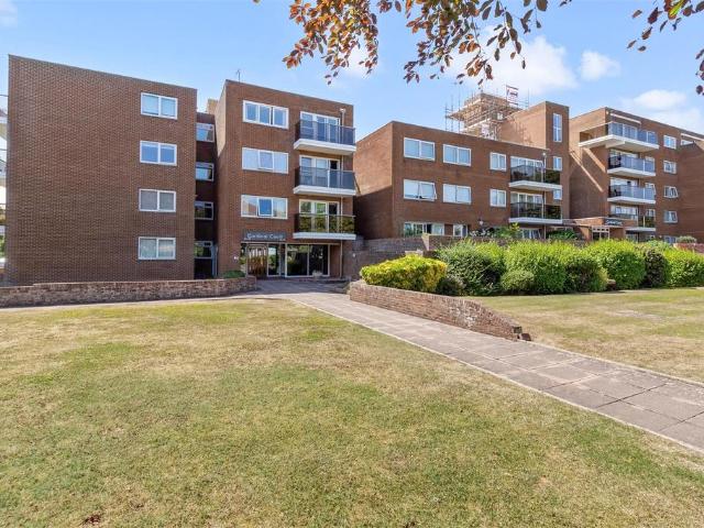 Flat for sale in West Worthing, Worthing