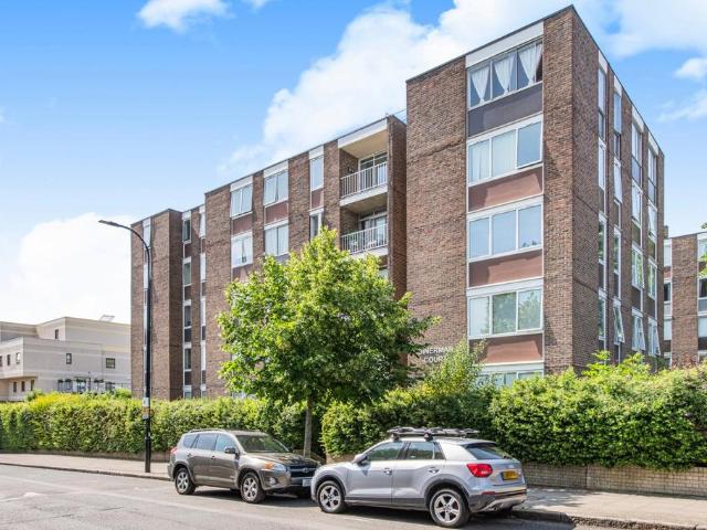 Flat for sale in St. John's Wood, Isle Of Man
