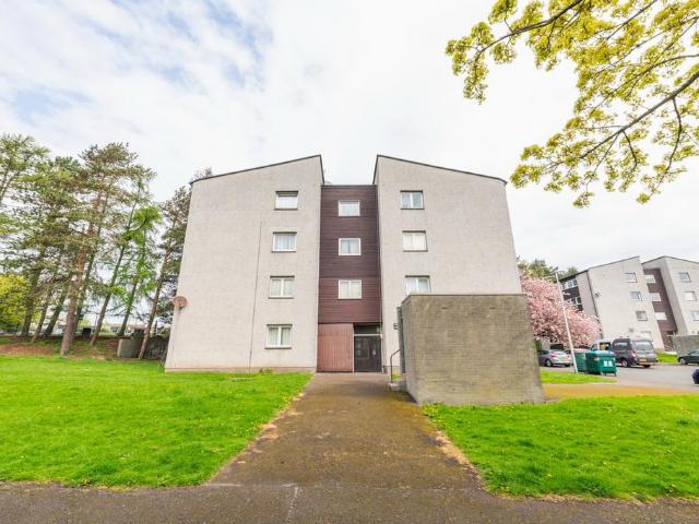 Flat for sale in Broughty Ferry, Scotland