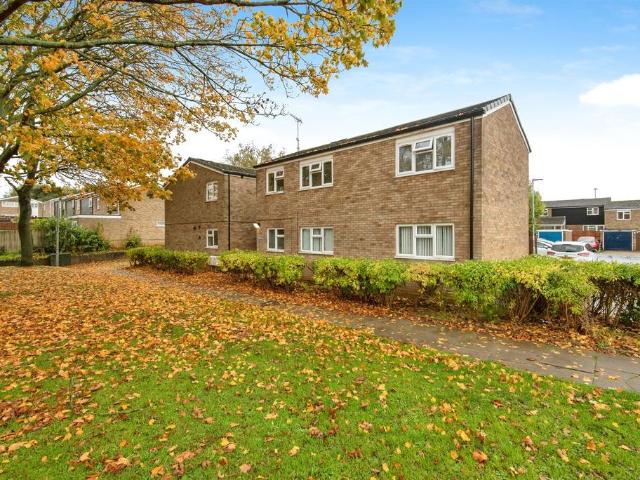 Flat for sale in St Nicholas, Shephall