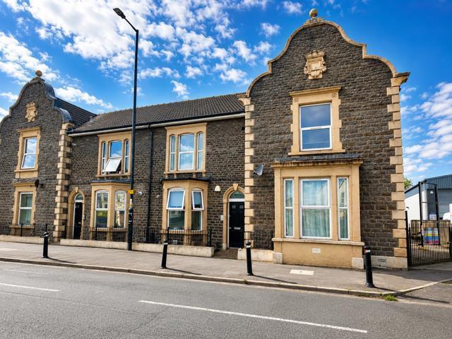 Flat for sale in Speedwell, Bristol