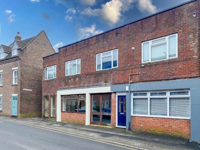 Flat for sale in Blandford Forum, Blandford