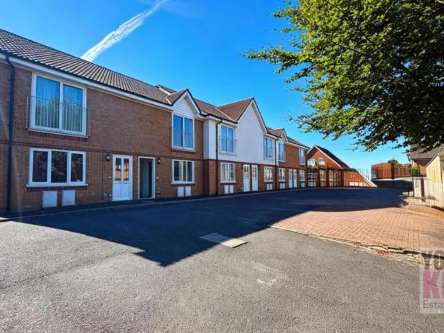Flat for sale in Hawkinge, Folkestone