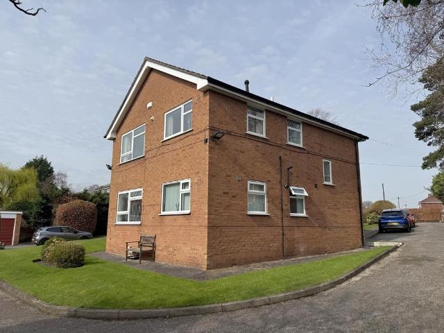 Flat for sale in Hazel Grove, Greater Manchester