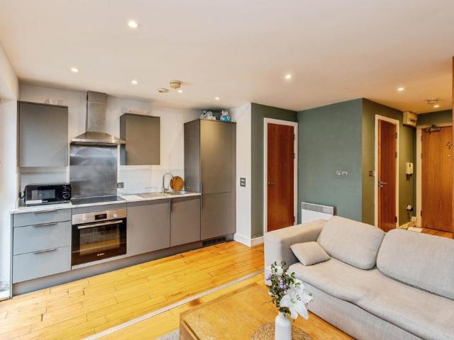 Flat for sale in City Centre, Feckenham
