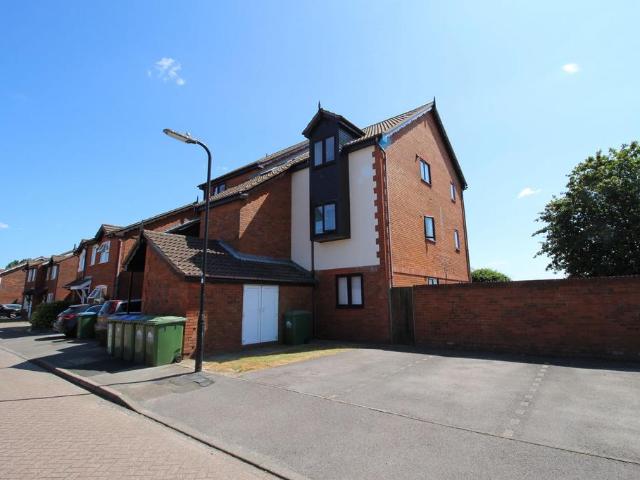 Flat for sale in Woolston, City Of Southampton