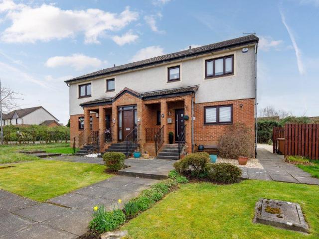 Flat for sale in Mearns, Scotland
