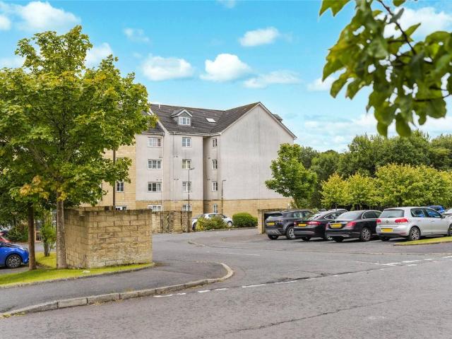 Flat for sale in Eliburn, Dedridge