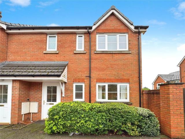 Flat for sale in Fallings Park, Park Village