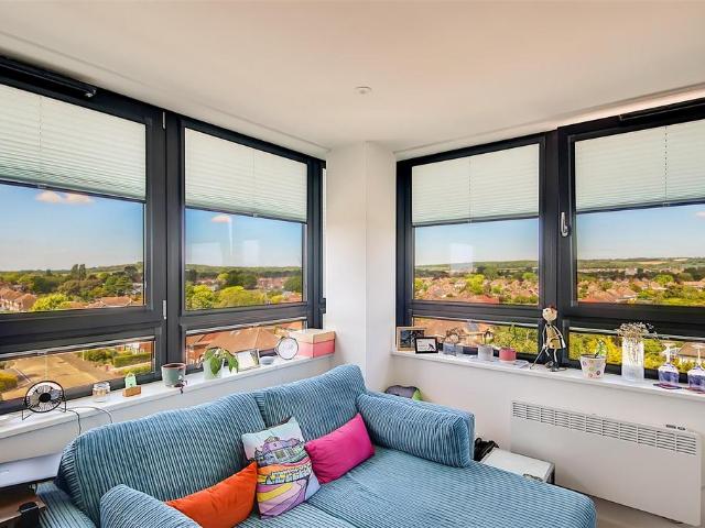 Flat for sale in West Worthing, Worthing