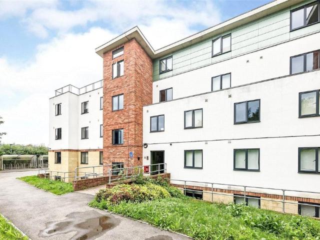 Flat for sale in Barracks, The Bridge