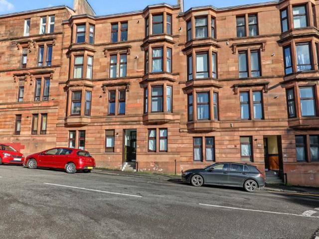 Flat for sale in Eastpark, Glasgow