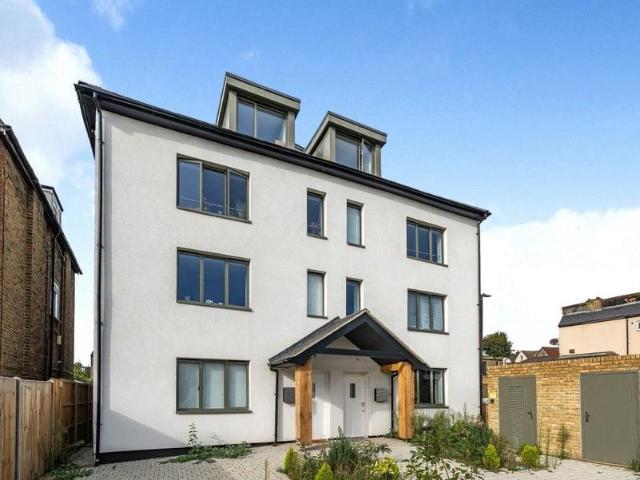 Flat for sale in London Borough of Merton, Isle Of Man