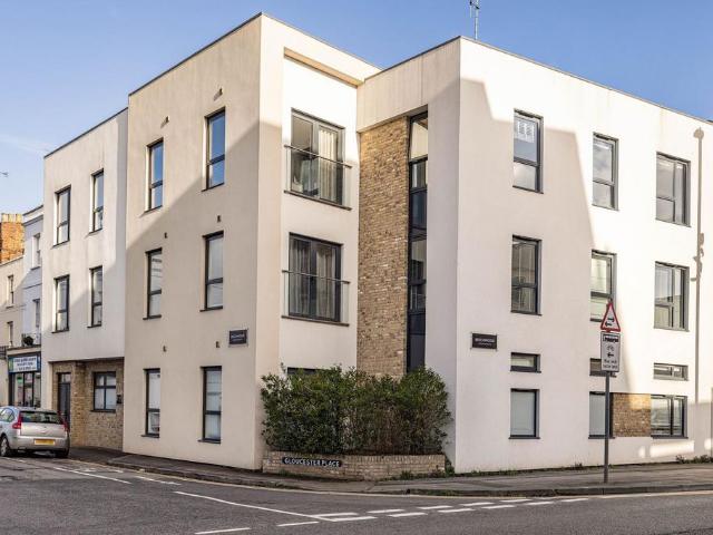 Flat for sale in Ewens Farm, Golden Valley