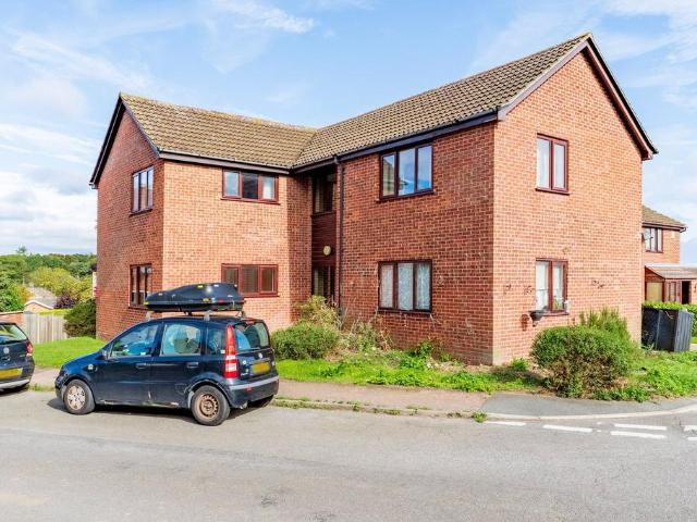 Flat for sale in Cromer, North Norfolk