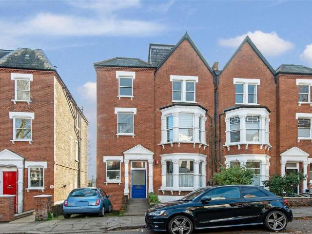 Flat for sale in Gospel Oak, Greater London