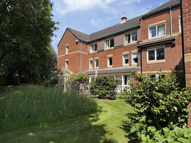 Flat for sale in Bollinbrook, Macclesfield